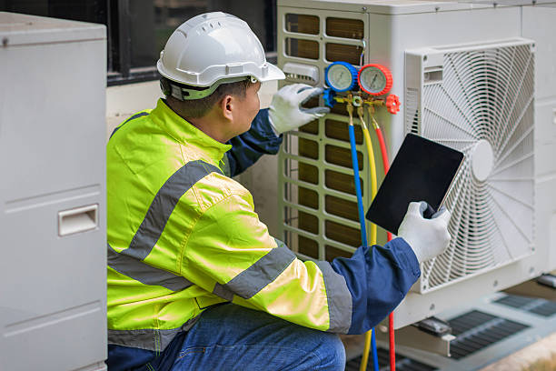 Professional Hvac technician working in Union Springs, AL